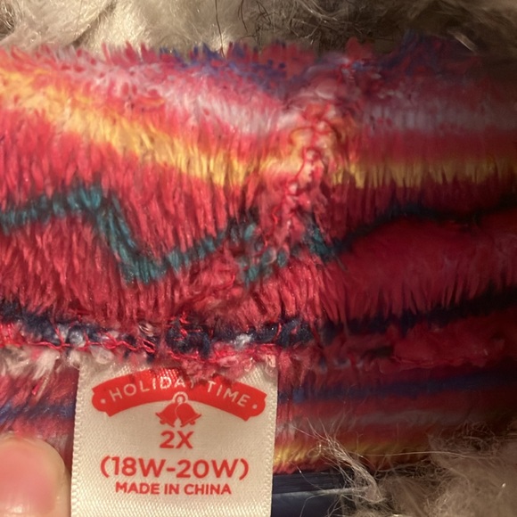 Holiday Time Hooded Fleece Zipper Pajamas - Picture 8 of 14